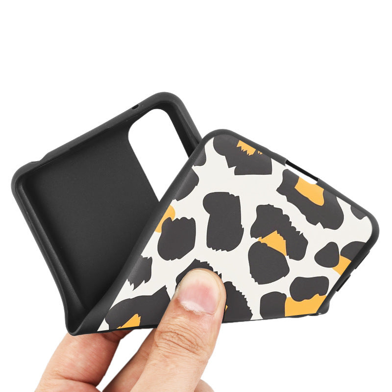 Applicable to Apple 12 retro oil painting wind carpet hair protective case mobile phone case pattern DIY